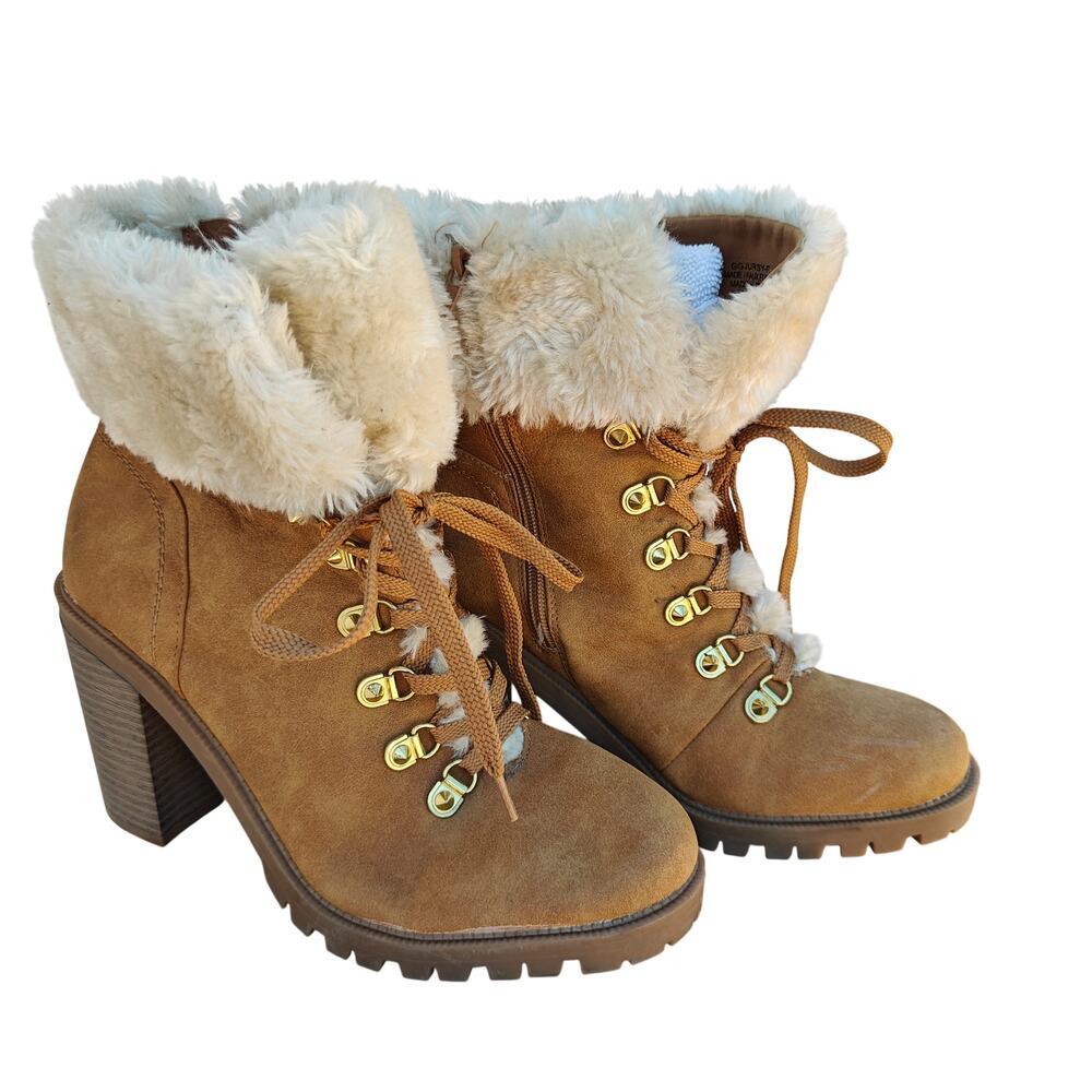 G by Guess Faux Fur Lace Up Ankle Boots Heeled Lug Sole Winter 10 - Picture 4 of 8